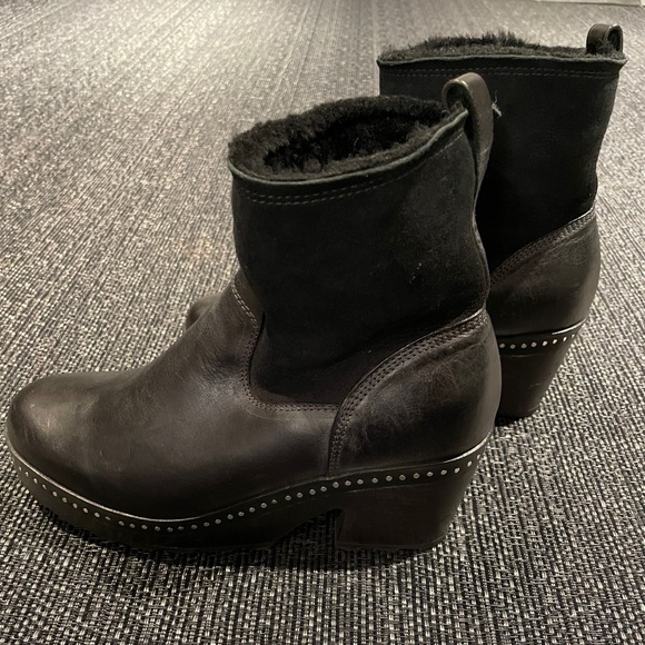 Rag & Bone Nelson Clog Leather & Shearling Booties in Black - Picture 3 of 6
